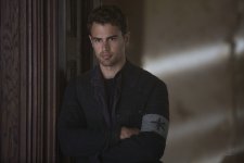 Theo James's photo