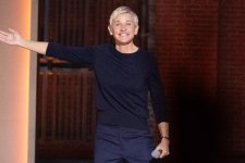 Ellen DeGeneres: For Your Approval Movie Photo 819539