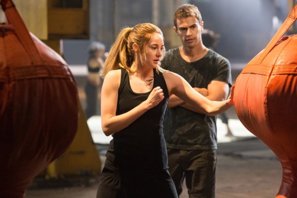 Divergent Movie Photo 142021