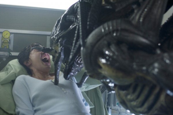 AVPR: Aliens vs Predator - Requiem Movie Photo 2167