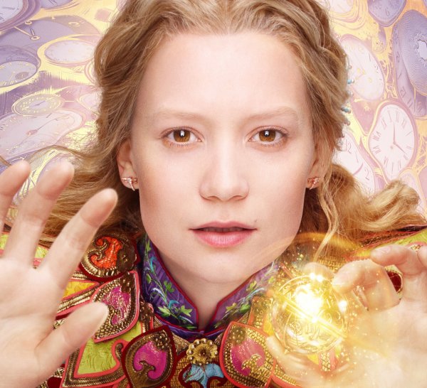 Alice Through the Looking Glass Movie Photo 311500