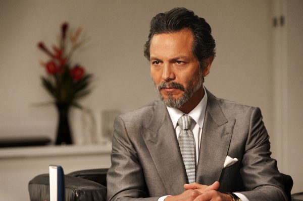 Benjamin Bratt Movie Photo 352476