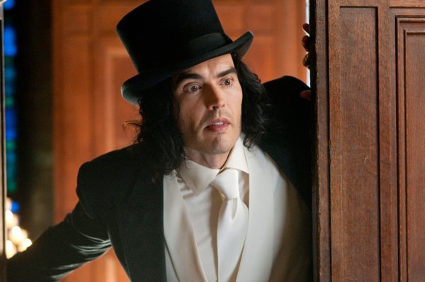 Russell Brand Movie Photo 35804