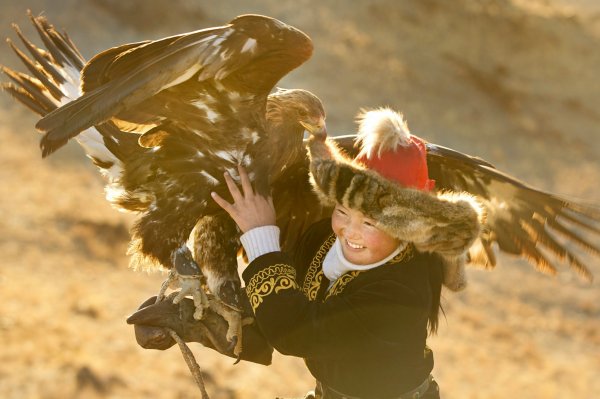 The Eagle Huntress Movie Photo 384806