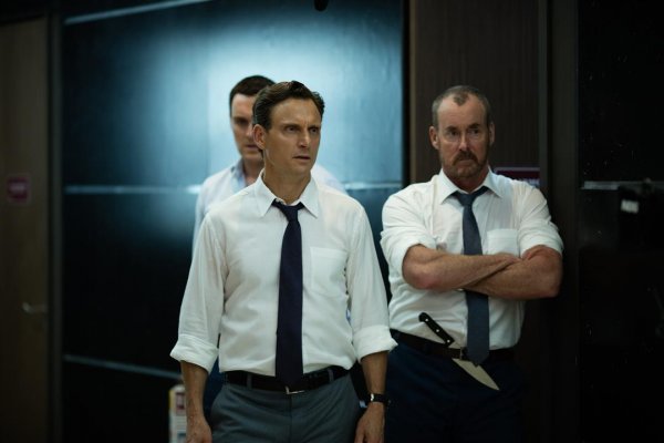 The Belko Experiment Movie Photo 396134