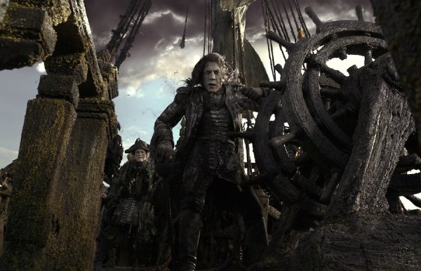 Pirates of the Caribbean: Dead Men Tell No Tales Movie Photo 442213