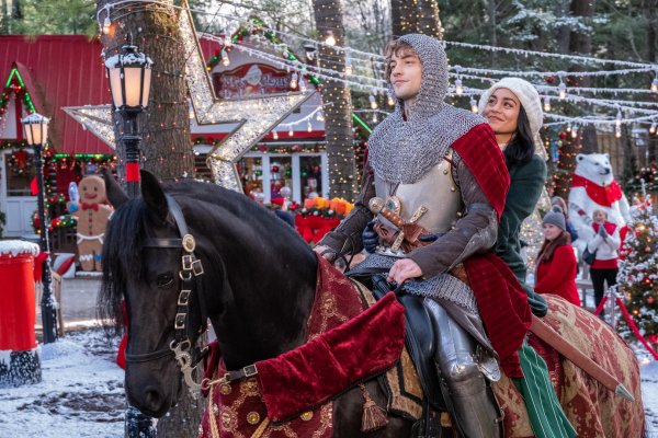 The Knight Before Christmas Movie Photo 544689