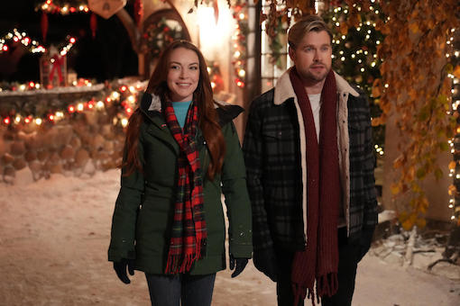 Falling for Christmas Movie Photo 617266