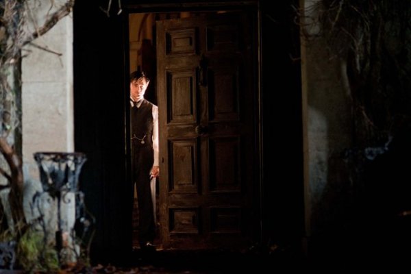 The Woman in Black Movie Photo 78748