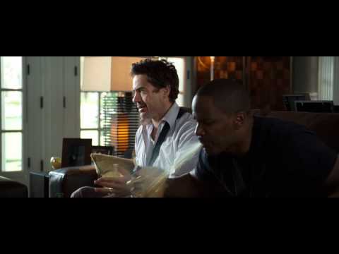 Featuring Due Date (2010) tv spot #2