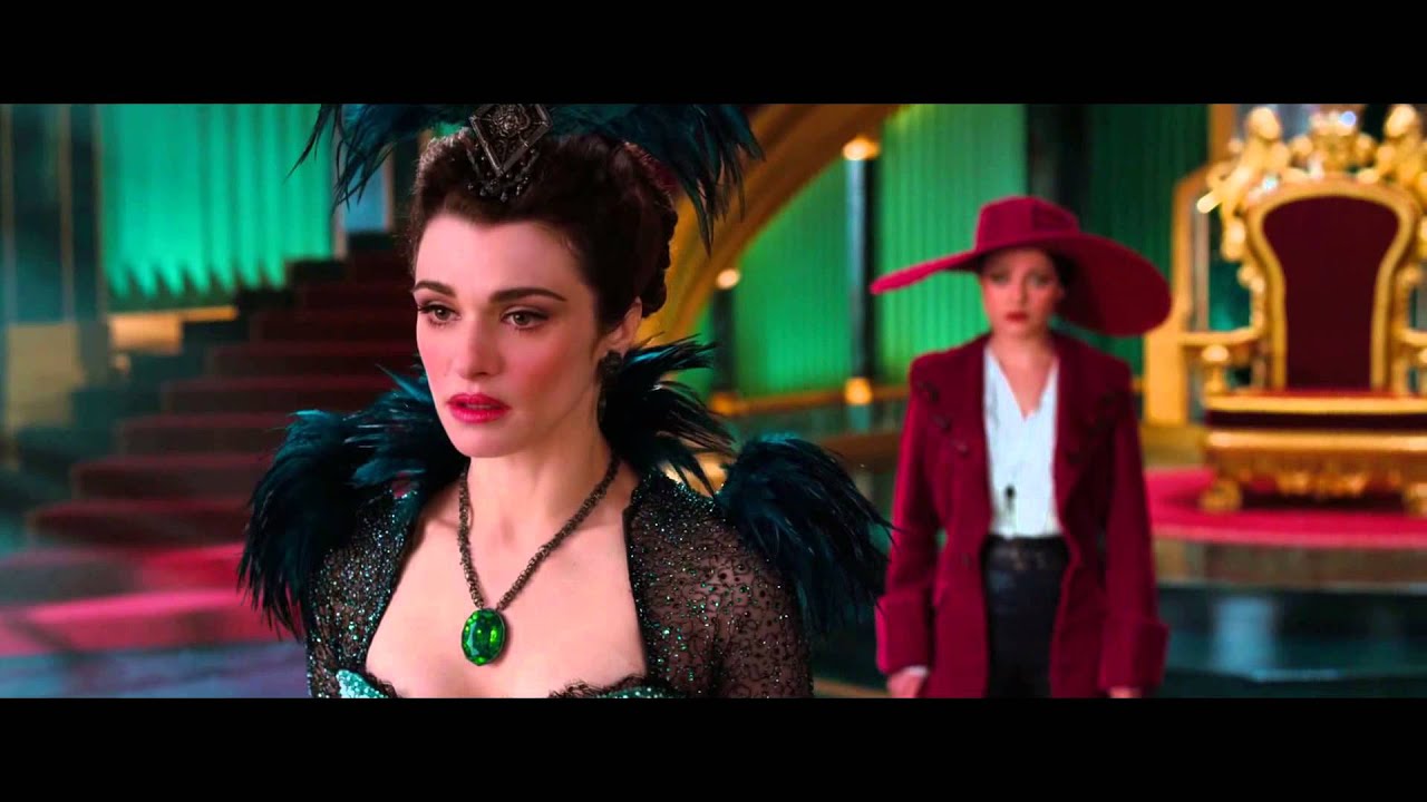 Oz: The Great and Powerful Video Clip: Evanora Vs Theodora Clip Image