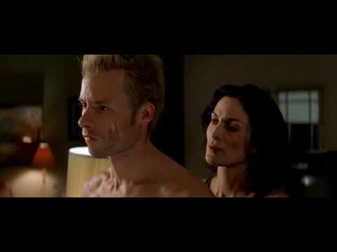 Featuring Memento (2001) theatrical trailer