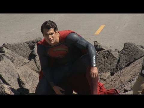 Featuring Man of Steel (2013) behind-the-scenes featurette