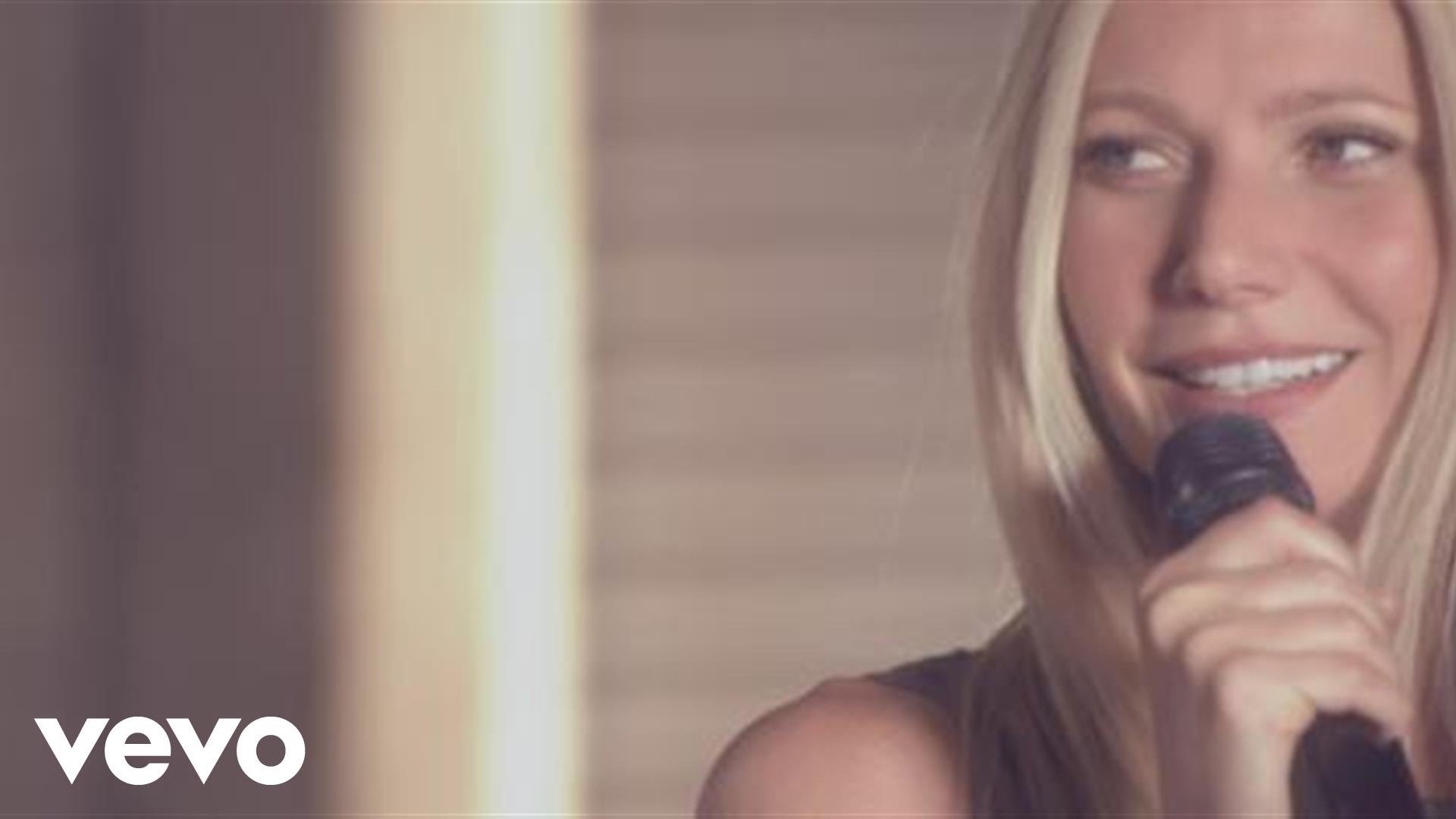  Gwyneth Paltrow Music Video Clip Image