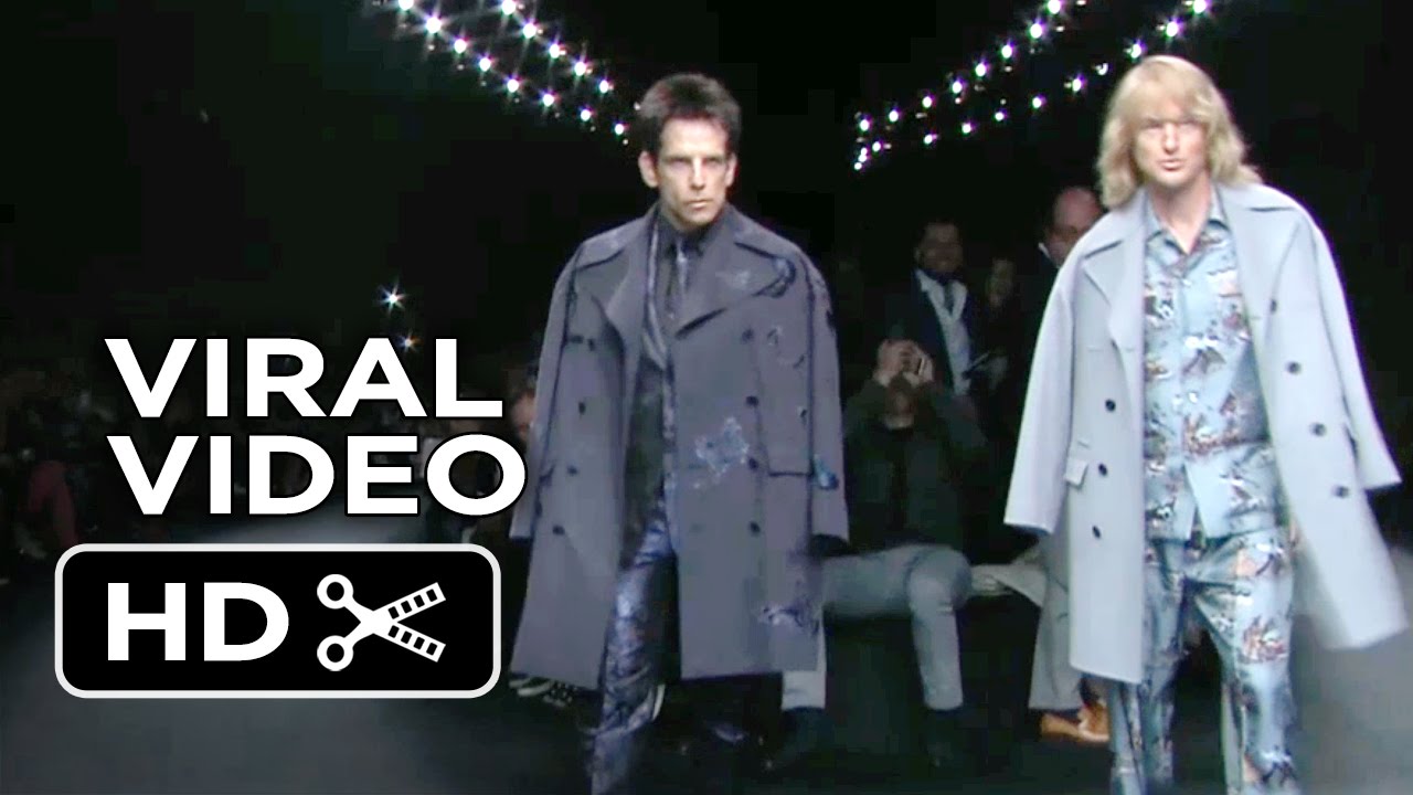  Maison Valentino Runway Clip Image