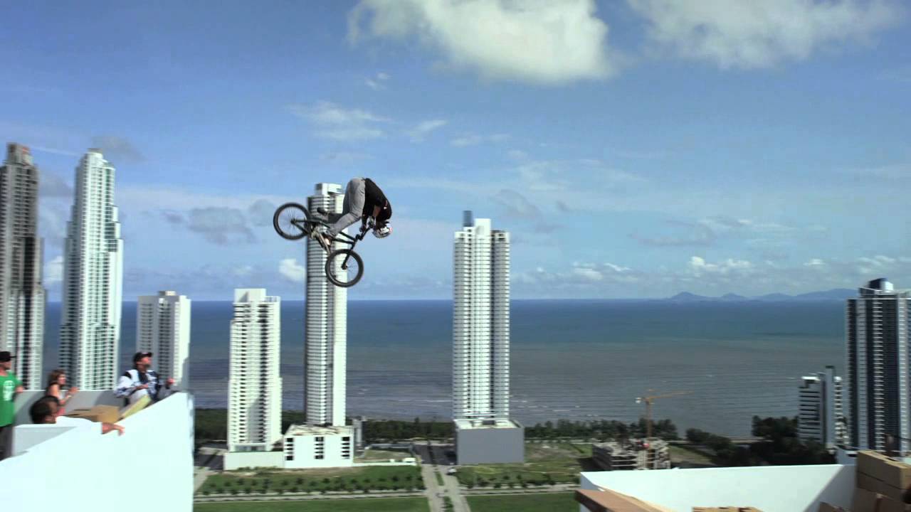 Featuring Nitro Circus (2012) theatrical trailer #1