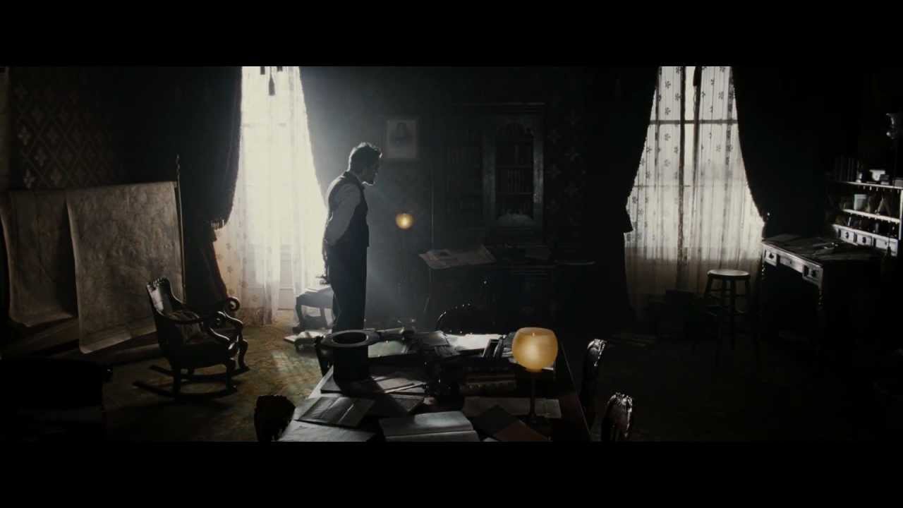 Lincoln Theatrical Trailer Clip Image